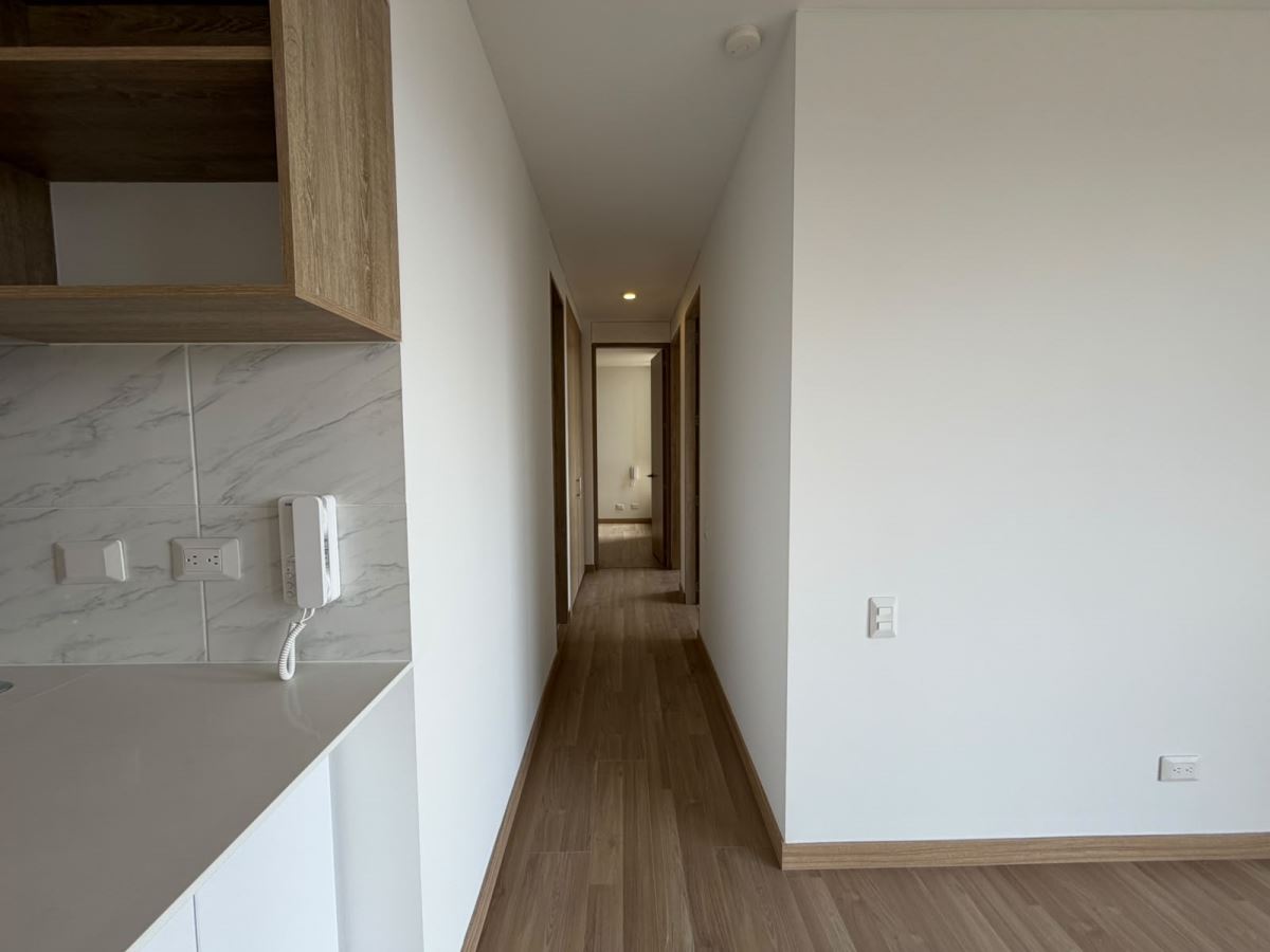 Apartamento en Arriendo - Bogota, MONTEVIDEO 6381