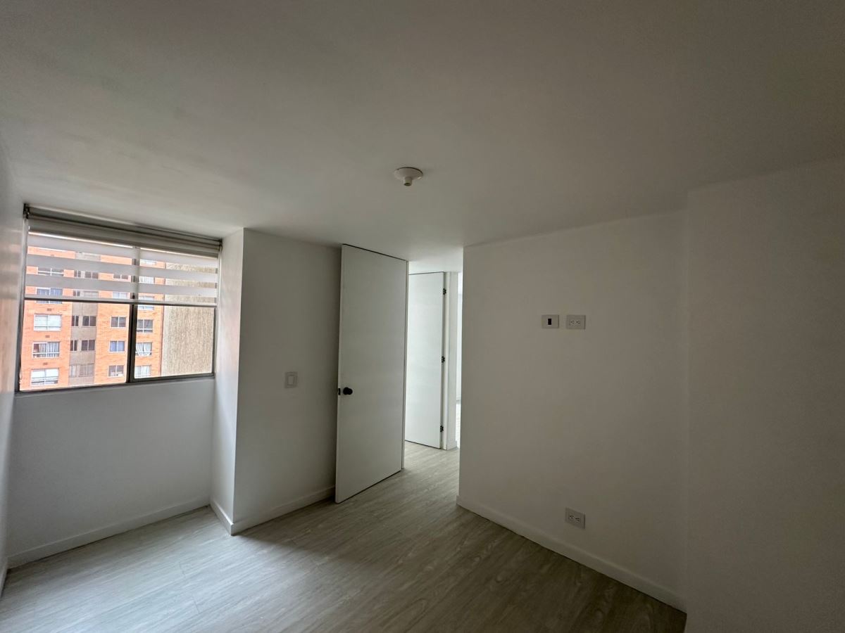Apartamento en Arriendo - Bogota, CASTILLA 4893