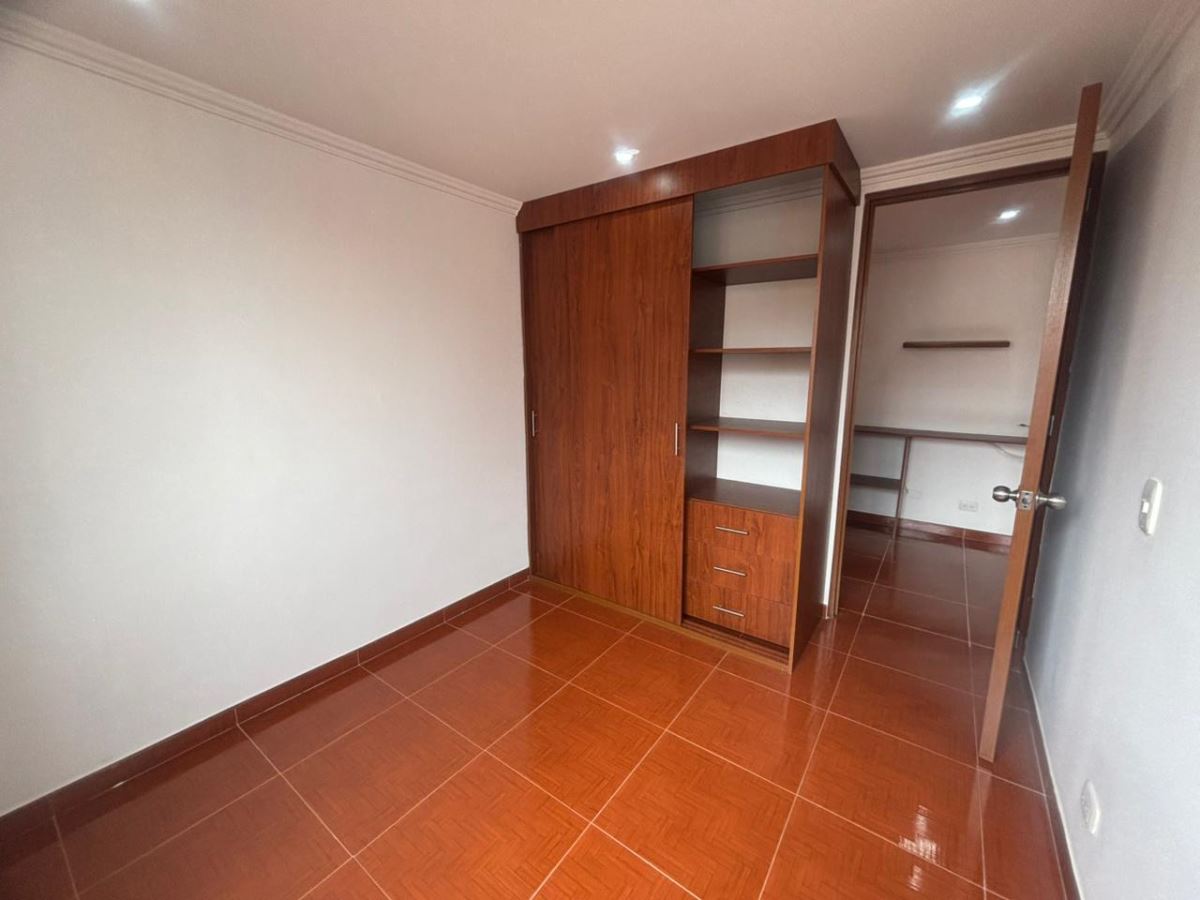 Apartamento en Venta - Madrid, SERREZUELA 4987