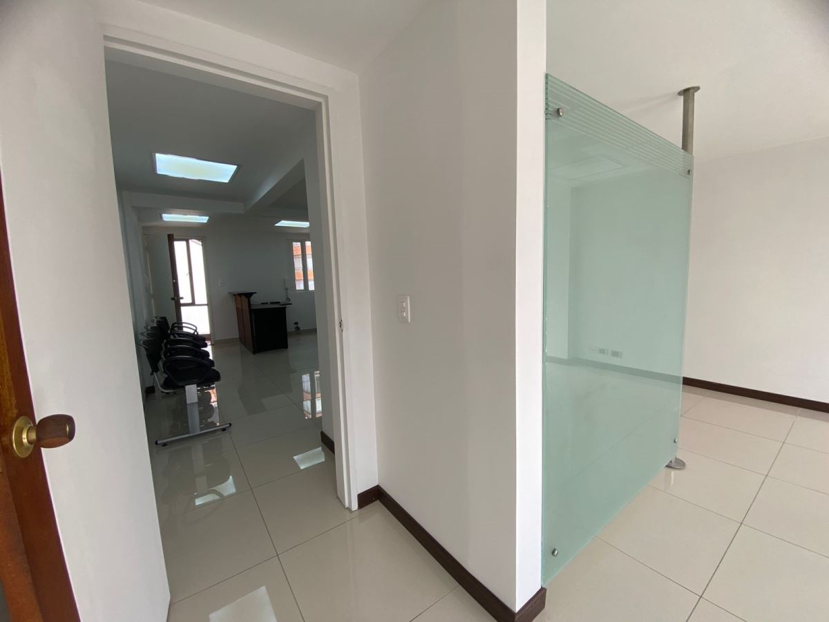 Oficina en Arriendo - Bogota, EL CHICÓ 5070