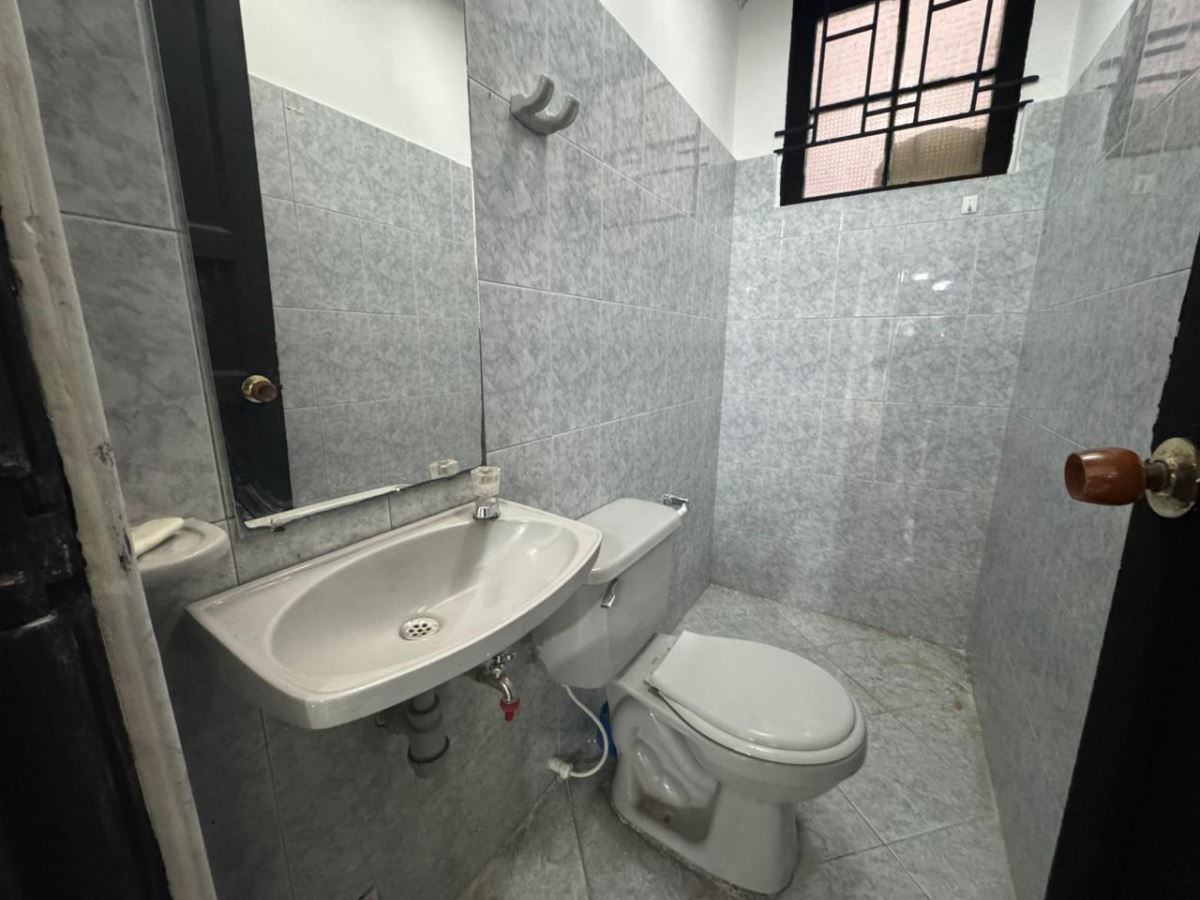 Local en Arriendo - Bogota, QUESADA 5824