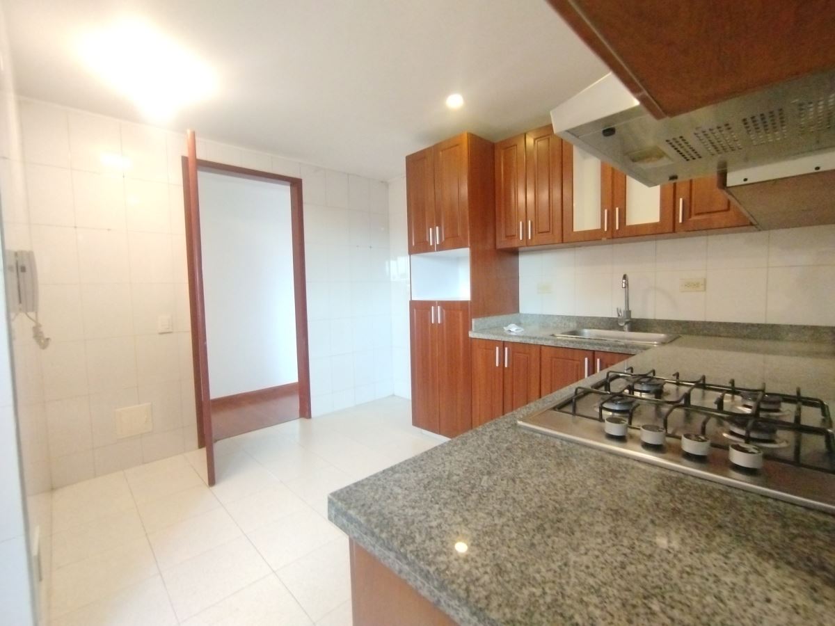 Apartamento en Arriendo - Bogota, COLINA NORTE 5966