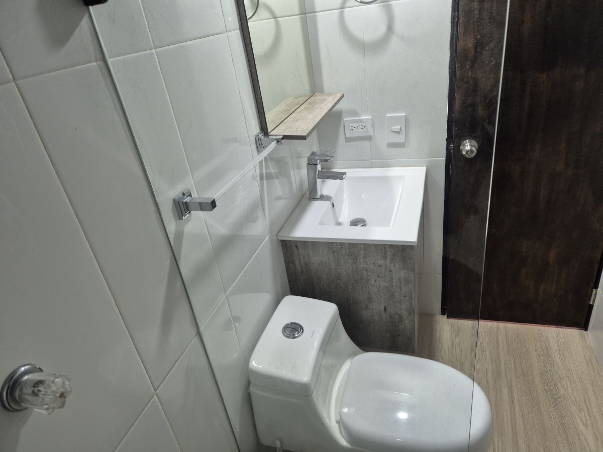 Apartamento en Arriendo - Bogota, SAN ANTONIO NORTE 4821