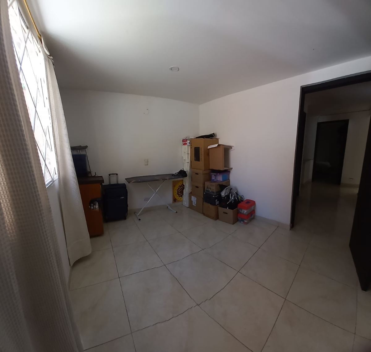 Casa en Venta - Bogota, MADELENA 3843