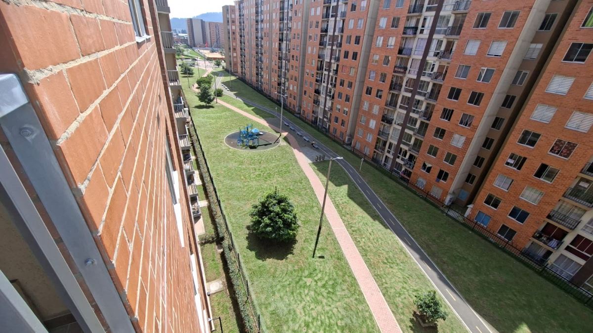 Apartamento en Arriendo - Madrid, ALTOS DE MADRID 5139