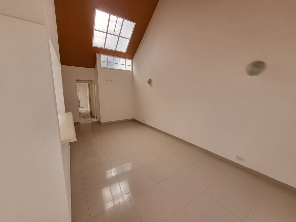 Casa en Venta - Bogota, CEDRITOS 4687