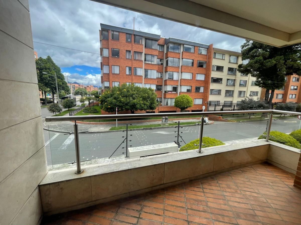Casa en Arriendo - Bogota, ALHAMBRA 6053
