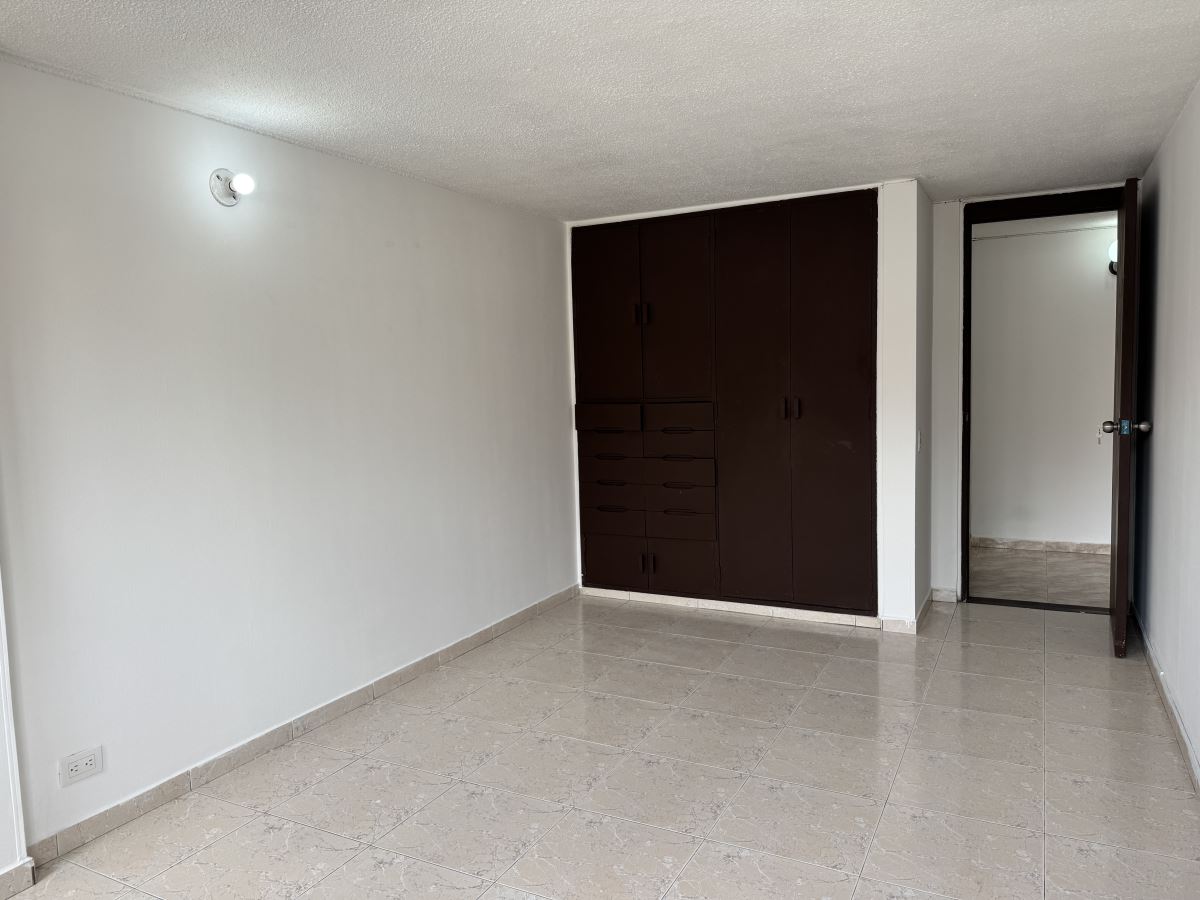 Apartamento en Arriendo - Bogota, MARLY 4457