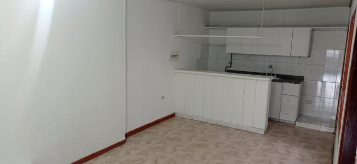 Casa en Venta - Bogota, CIUDAD MONTES 3123