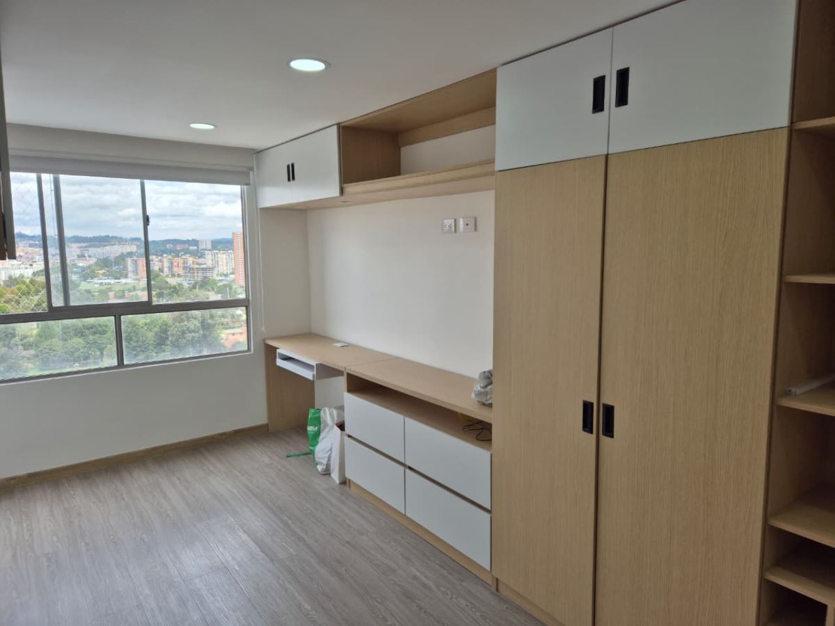 Apartamento en Arriendo - Bogota, EL REDIL 4869