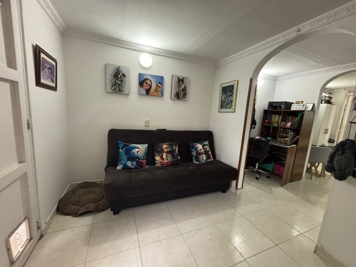 Casa en Venta - Bogota, SAN ANTONIO 5922