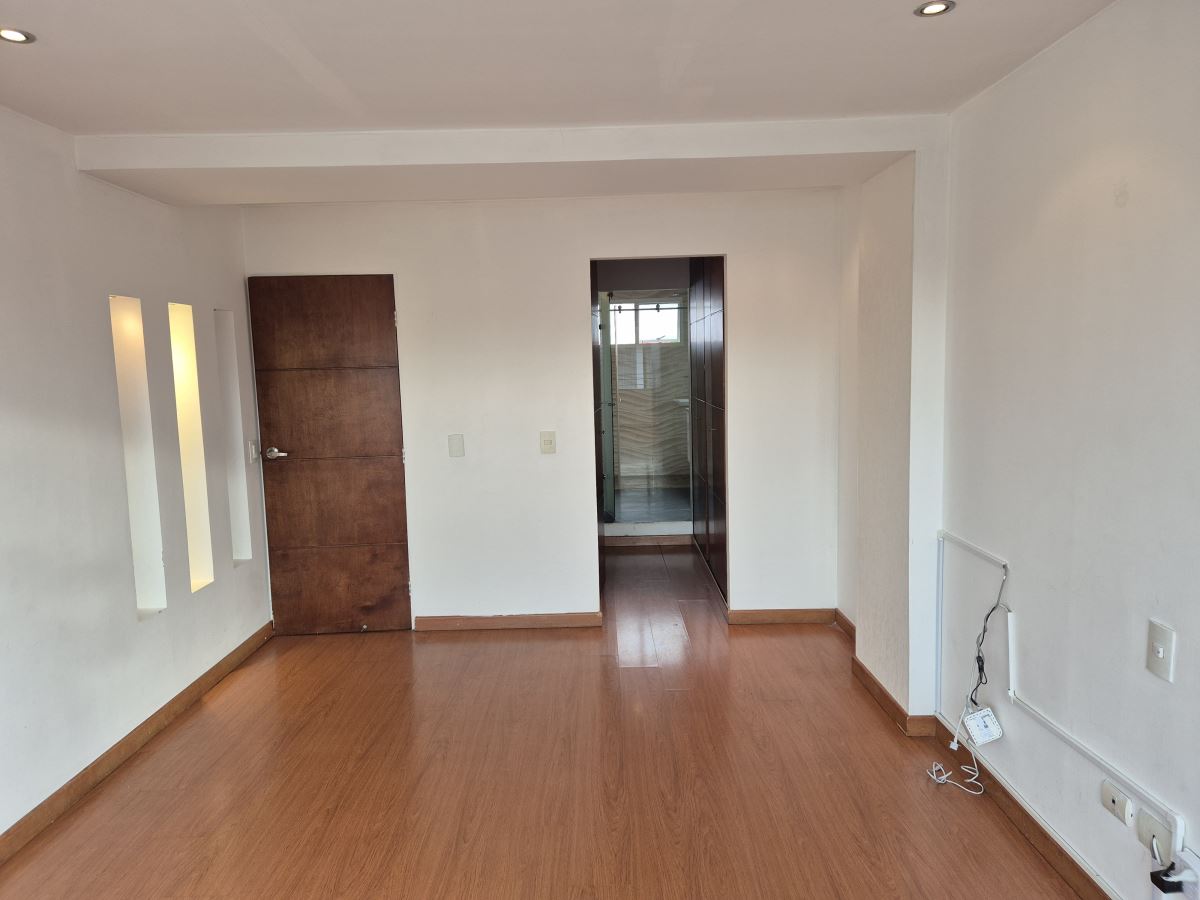 Casa en Arriendo - Bogota, BALMORAL NORTE 5295