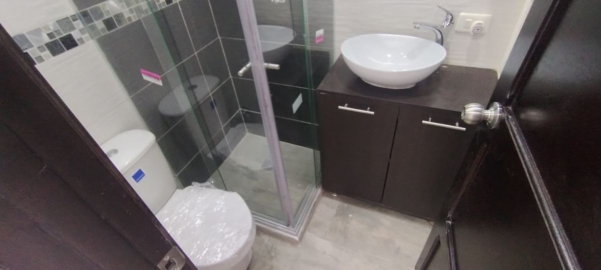 Casa en Venta - Bogota, POPULAR MODELO 4098