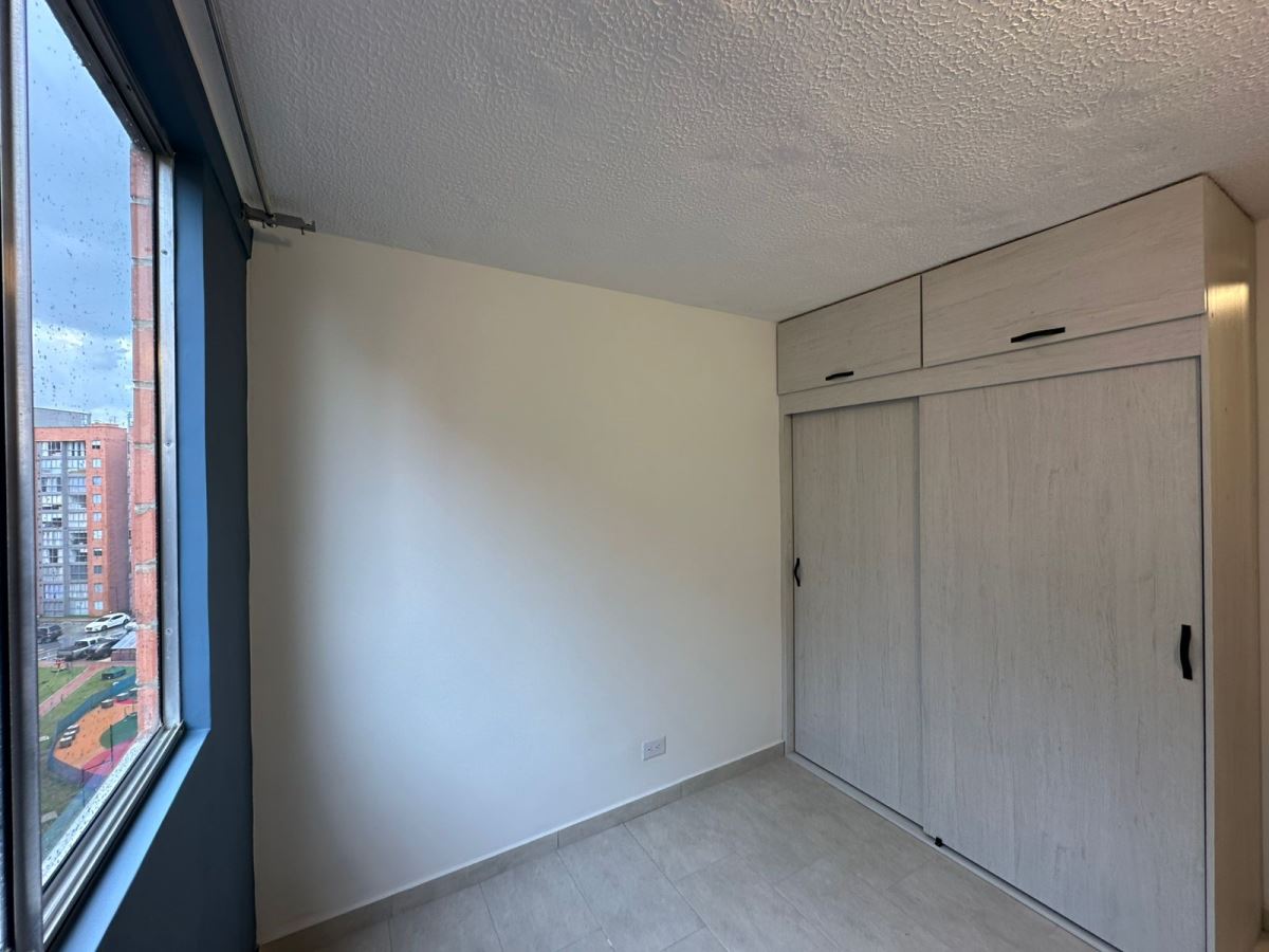 Apartamento en Arriendo - Bogota, HAYUELOS 4339