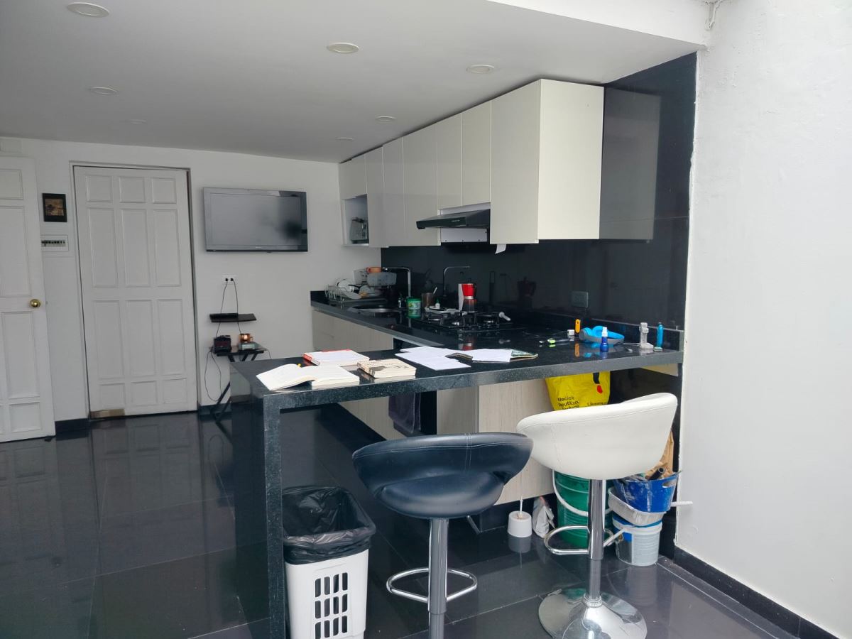Casa en Venta - Bogota, LISBOA 3795