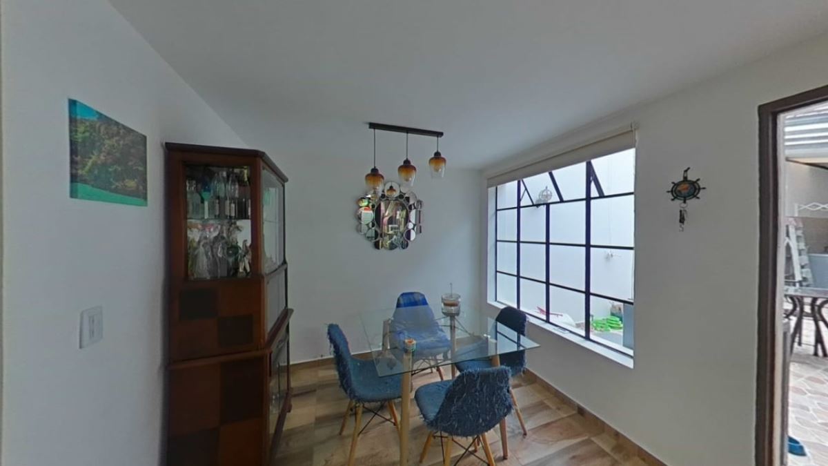 Casa en Venta - Bogota, SAN LUIS 2940