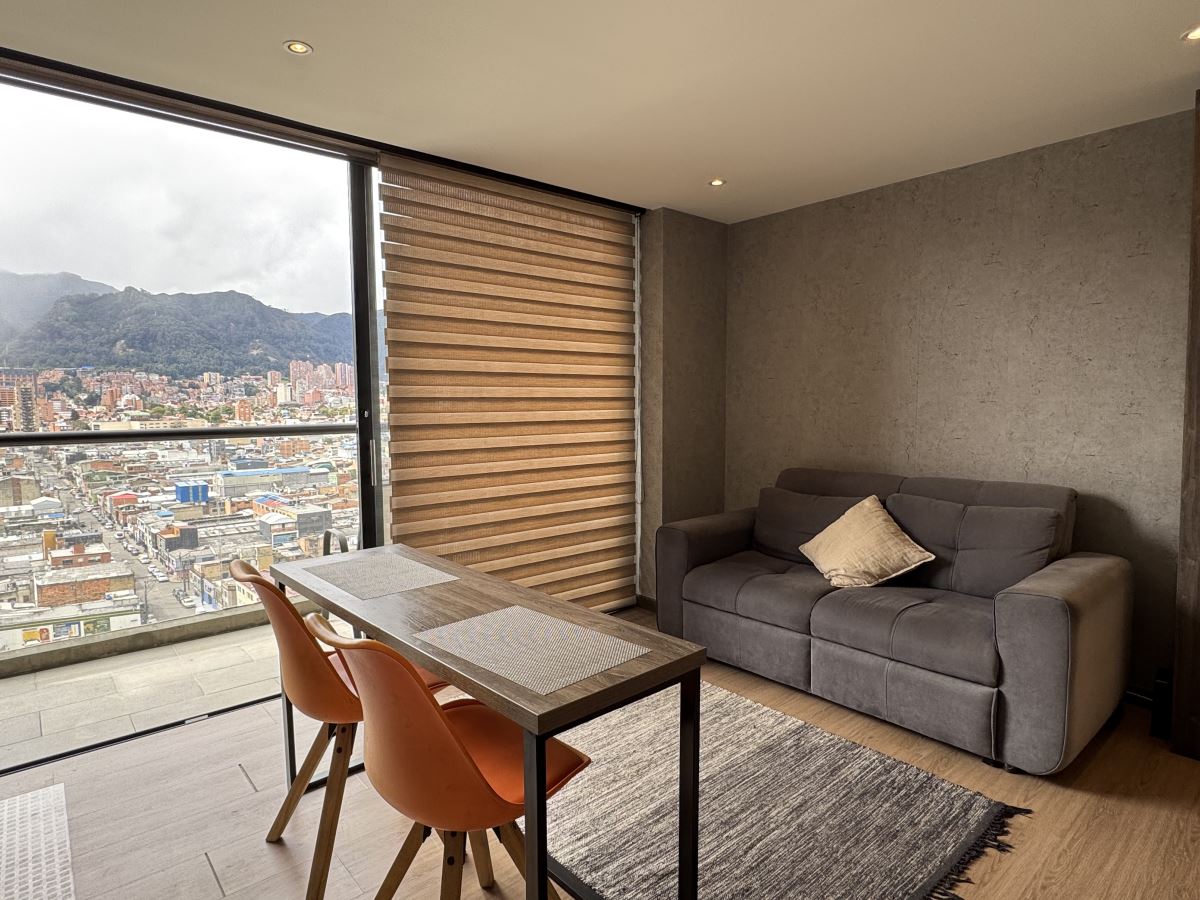Apartamento en Arriendo - Bogota, LOS ALCAZARES 4642