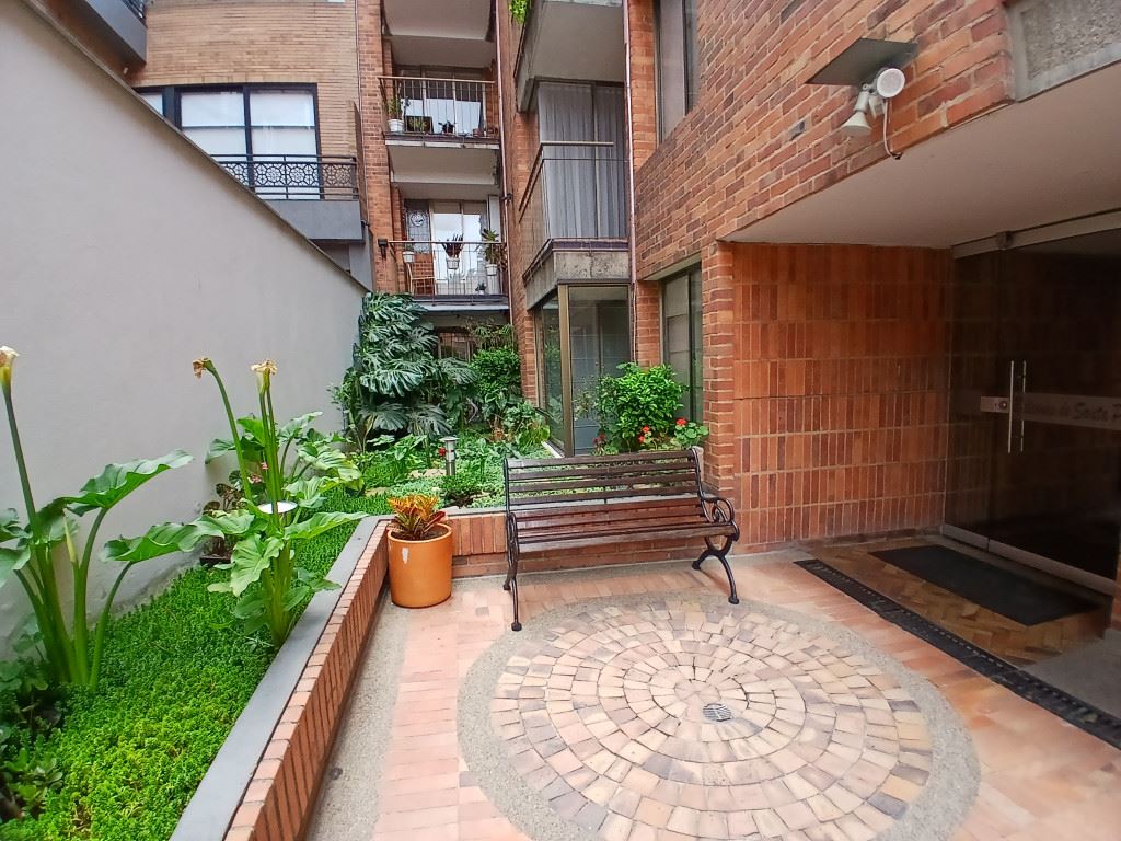 Apartamento en Arriendo - Bogota, SANTA PAULA 5251