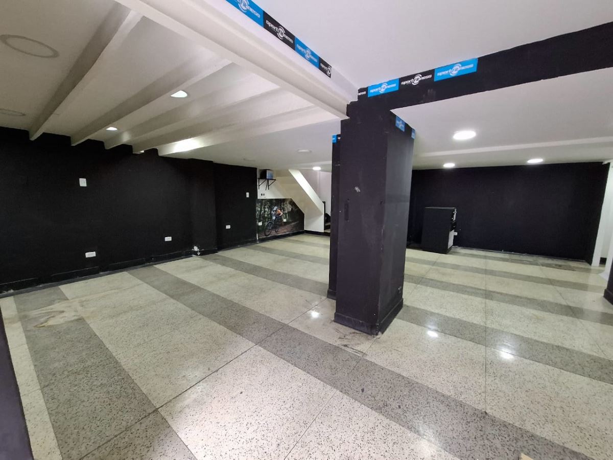 Local en Arriendo - Bogota, LAS NIEVES 4110