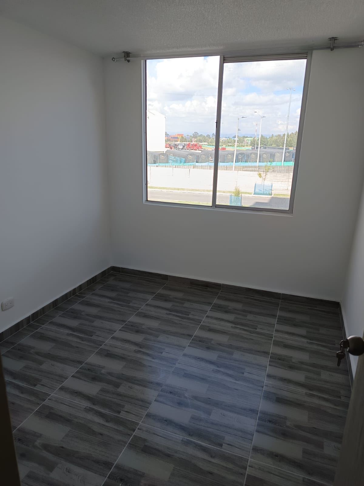 Apartamento en Arriendo - Madrid, ALTOS DE MADRID 6093