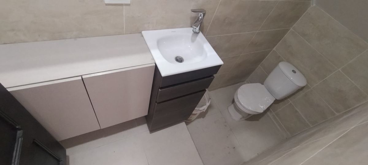 Casa en Venta - Bogota, POPULAR MODELO 4098