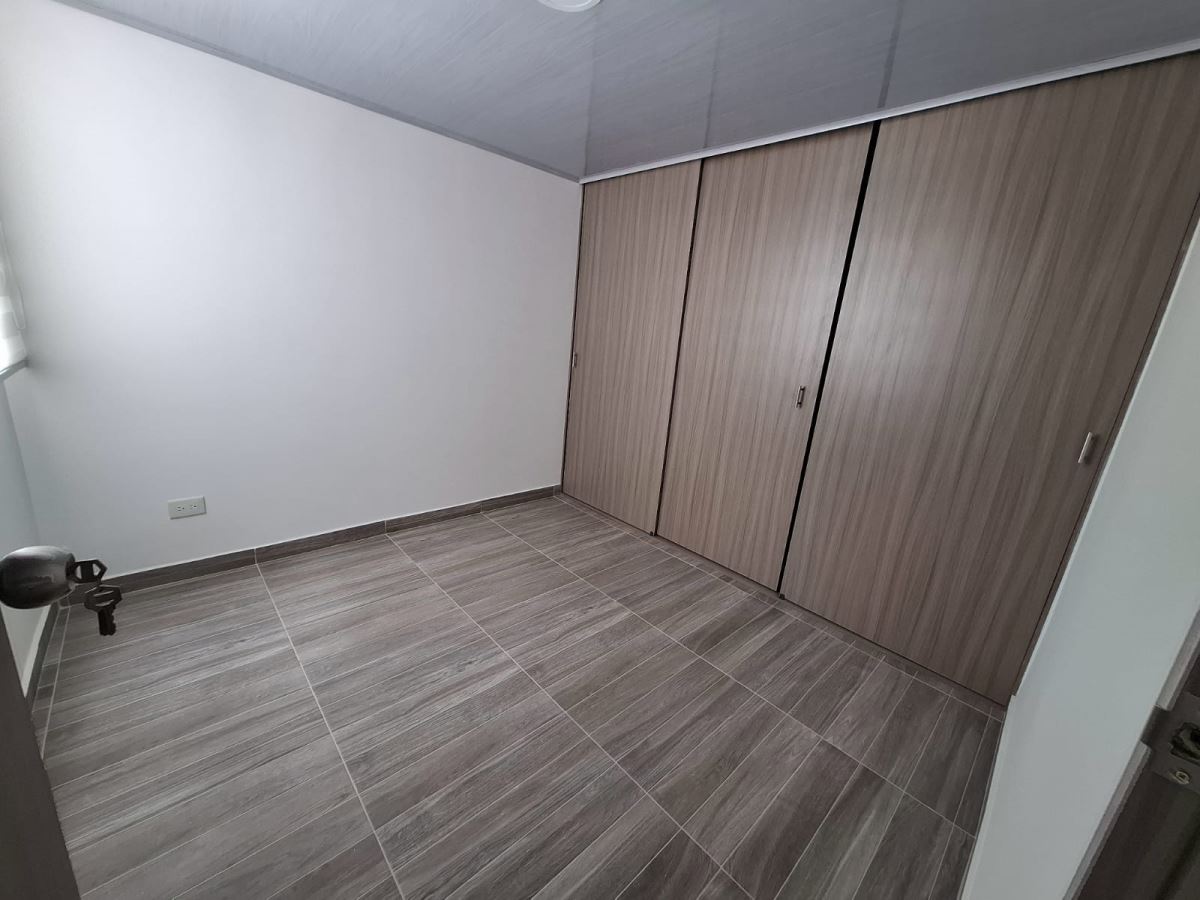 Apartamento en Arriendo - Bogota, ROMA 5194