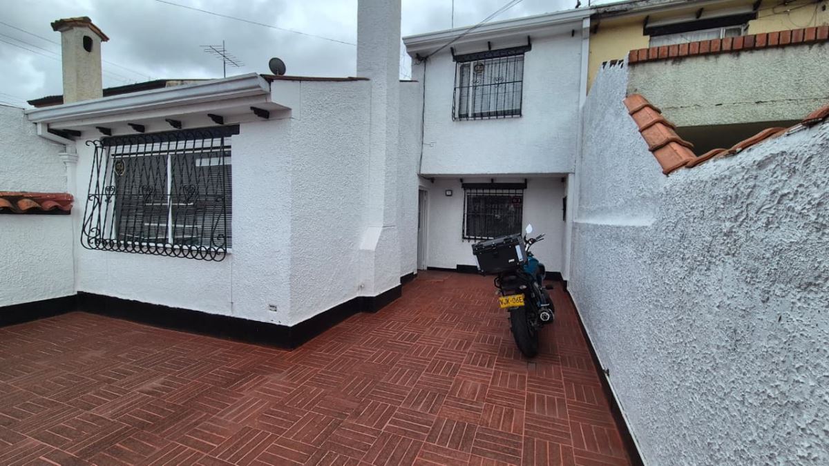Casa en Arriendo - Bogota, VILLA DEL PRADO 6141