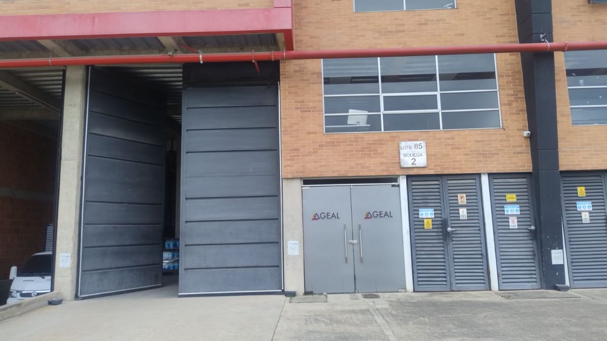 Bodegas Otro en Arriendo - , SIBERIA 5051