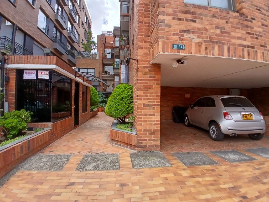 Apartamento en Arriendo - Bogota, SANTA PAULA 5251
