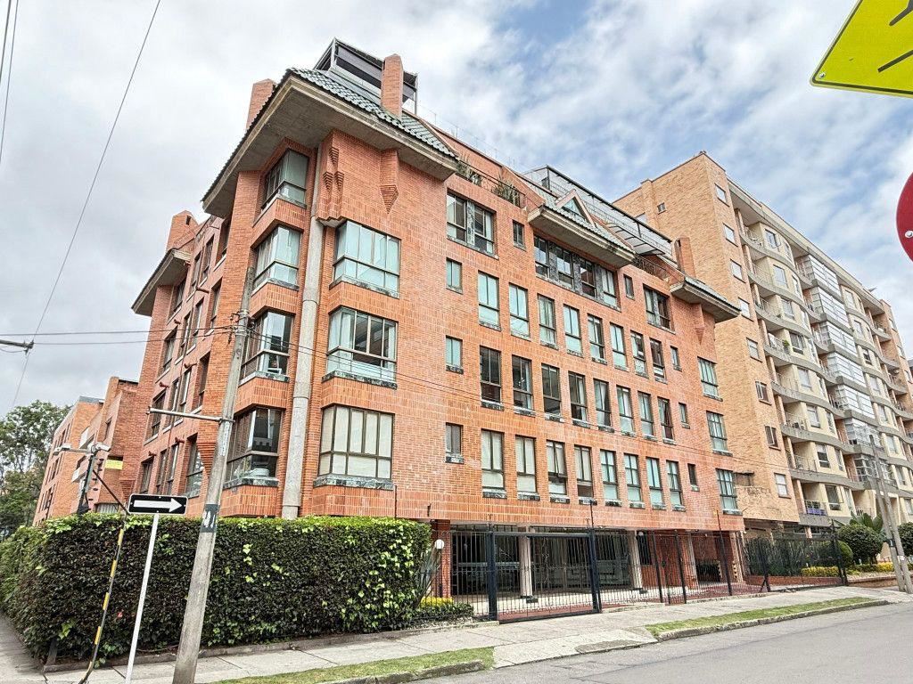 Apartamento en Arriendo - Bogota, SANTA BÁRBARA CENTRAL 5484