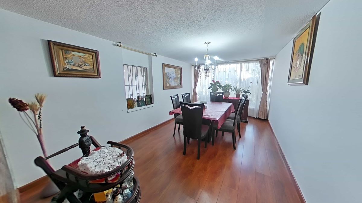 Casa en Venta - Bogota, NIZA 4438