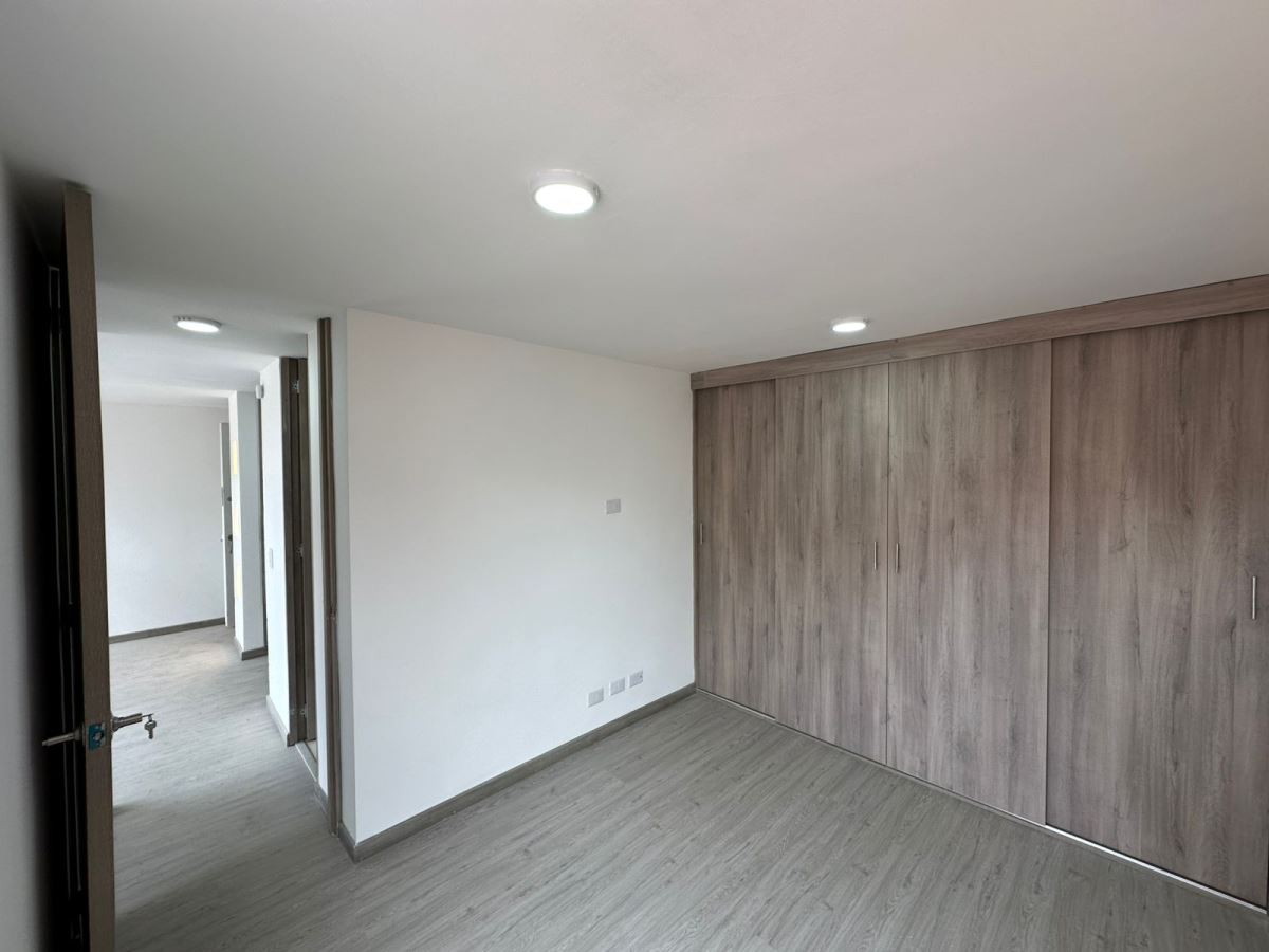 Apartamento en Arriendo - Bogota, HAYUELOS 5315