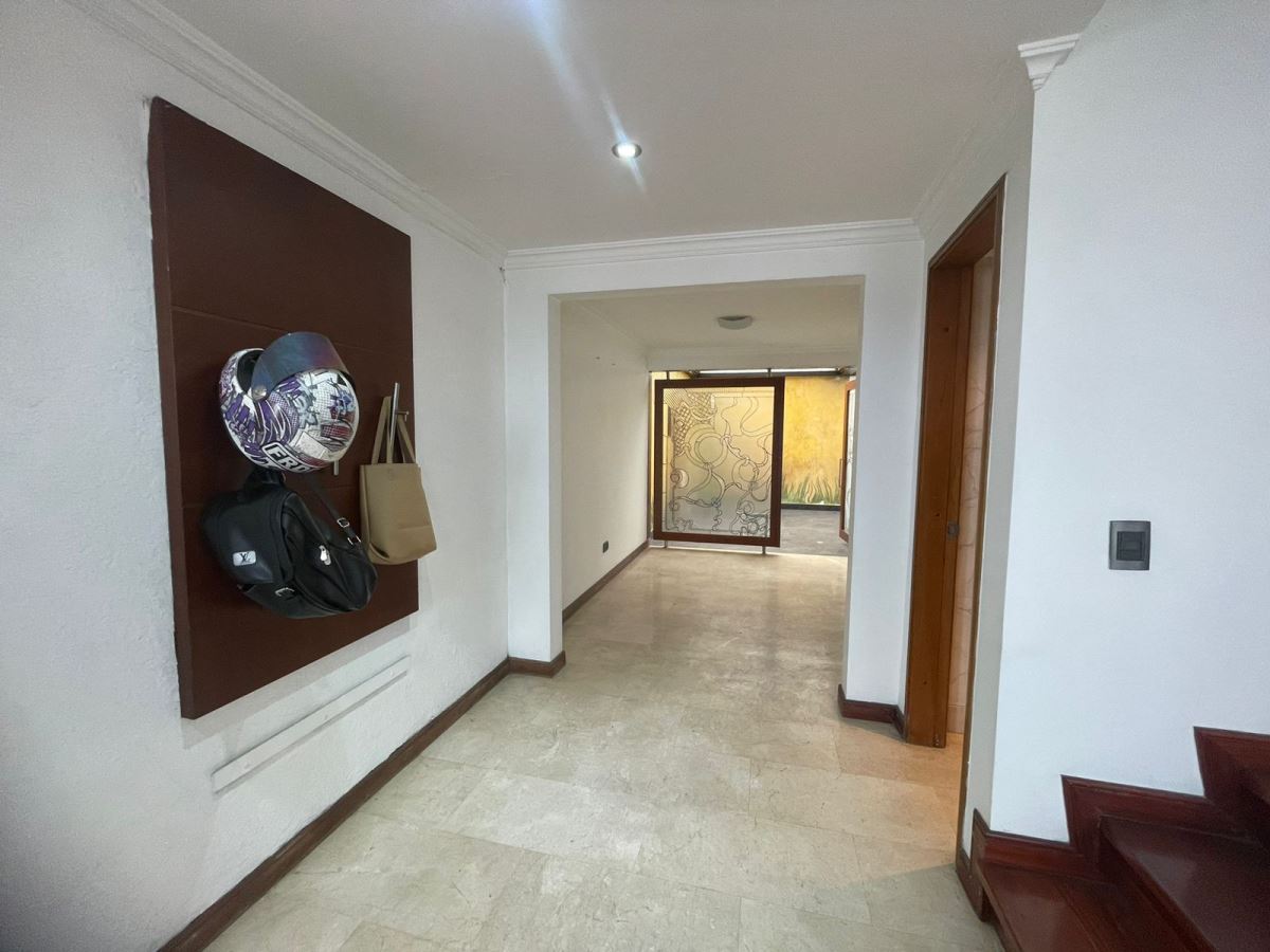 Casa en Venta - Bogota, MODELIA 3594
