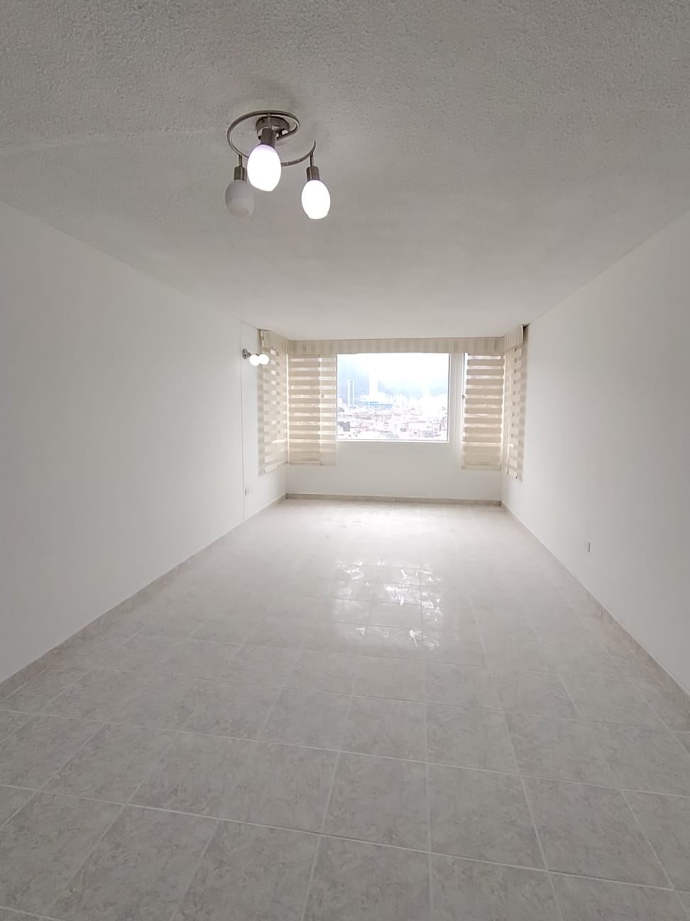 Apartamento en Venta - Bogota, COLSEGUROS 6083