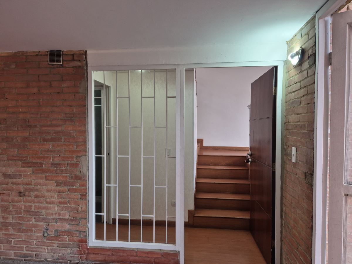 Casa en Arriendo - Bogota, BALMORAL NORTE 5295