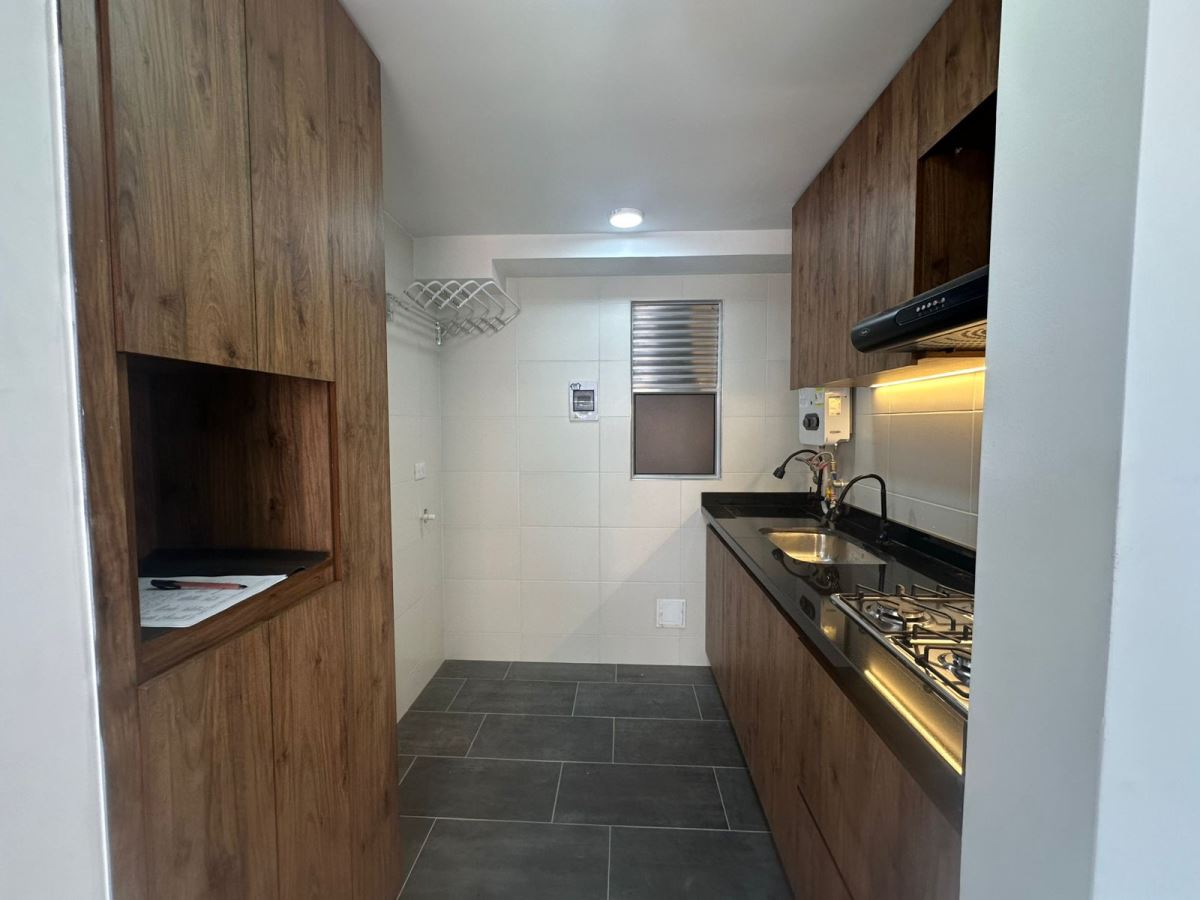 Apartamento en Arriendo - Bogota, HAYUELOS 4721