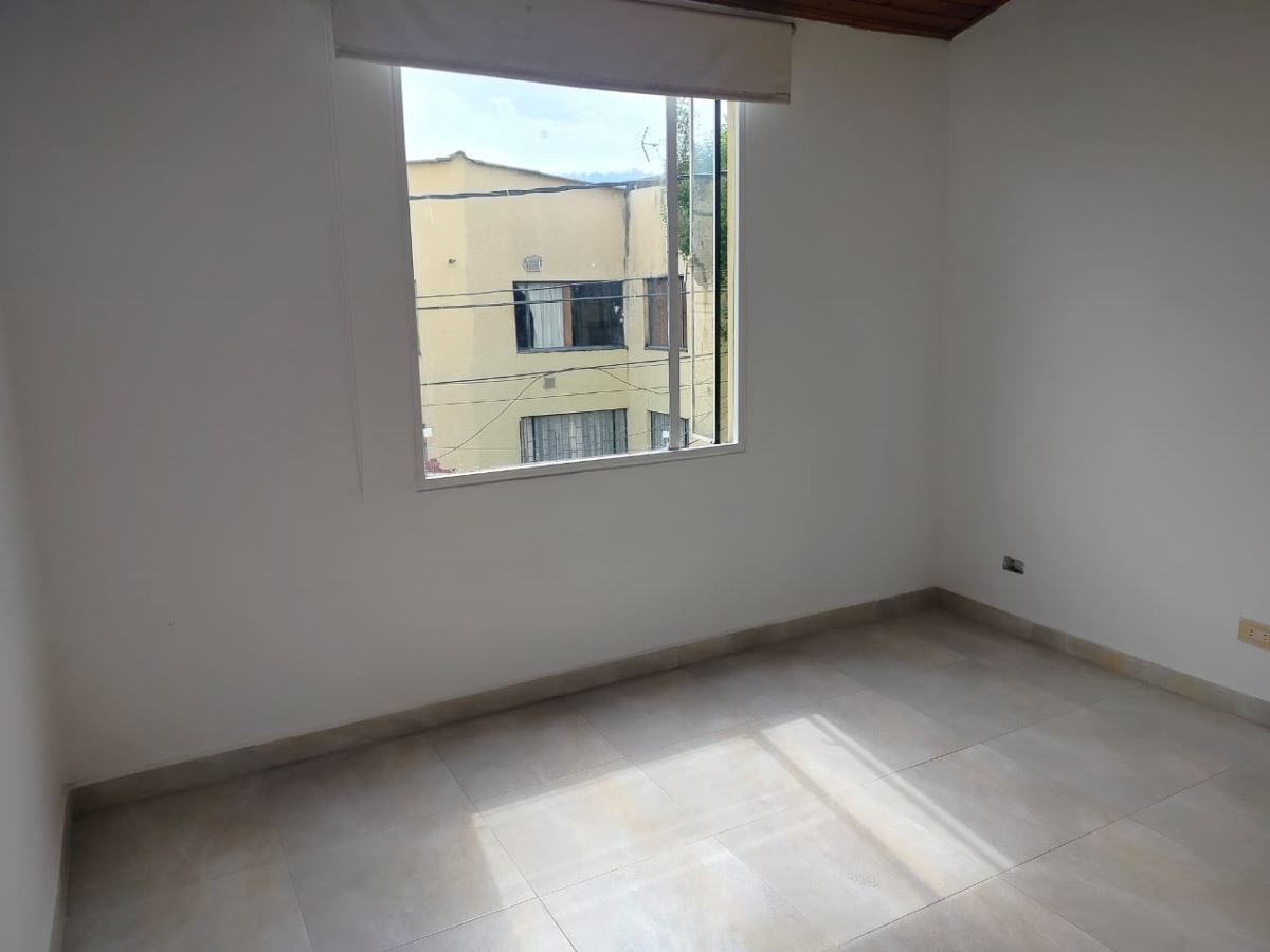 Casa en Venta - Bogota, SAN ANTONIO NORTE 4003