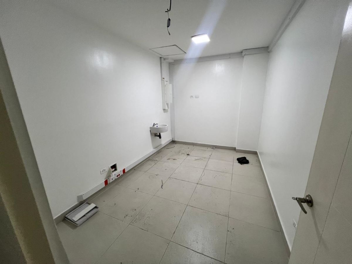 Local en Arriendo - Bogota, RESTREPO 4638