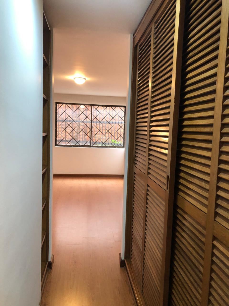 Apartamento en Arriendo - Bogota, SANTA BÁRBARA 5255