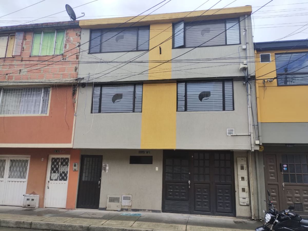 Casa en Arriendo - Bogota, LA PRADERA NORTE 4171