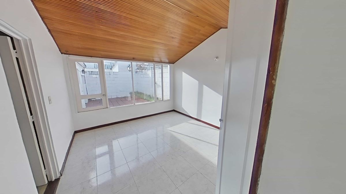 Casa en Venta - Bogota, LAS VILLAS 4031