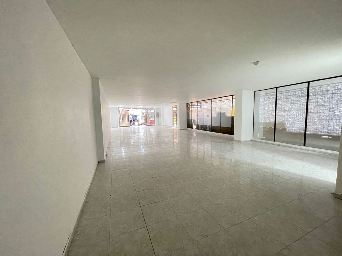 Local en Arriendo - Bogota, LAGO GAITÁN 4420