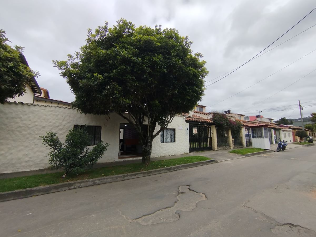 Local en Arriendo - Bogota, COLINA NORTE 4415