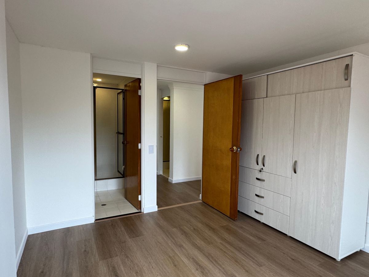 Apartamento en Arriendo - Bogota, PALERMO 5829