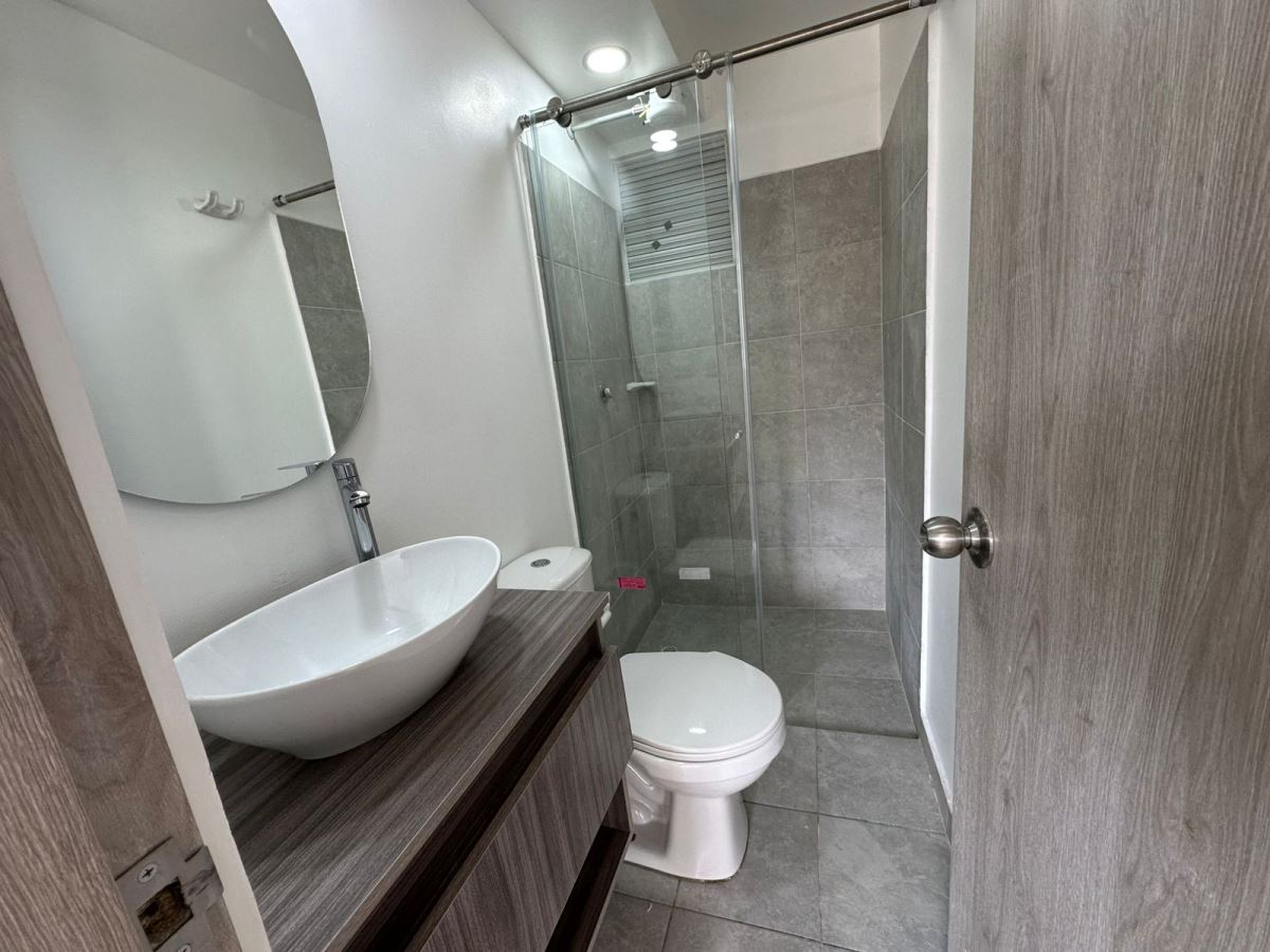 Apartamento en Arriendo - Bogota, CASTILLA 4726