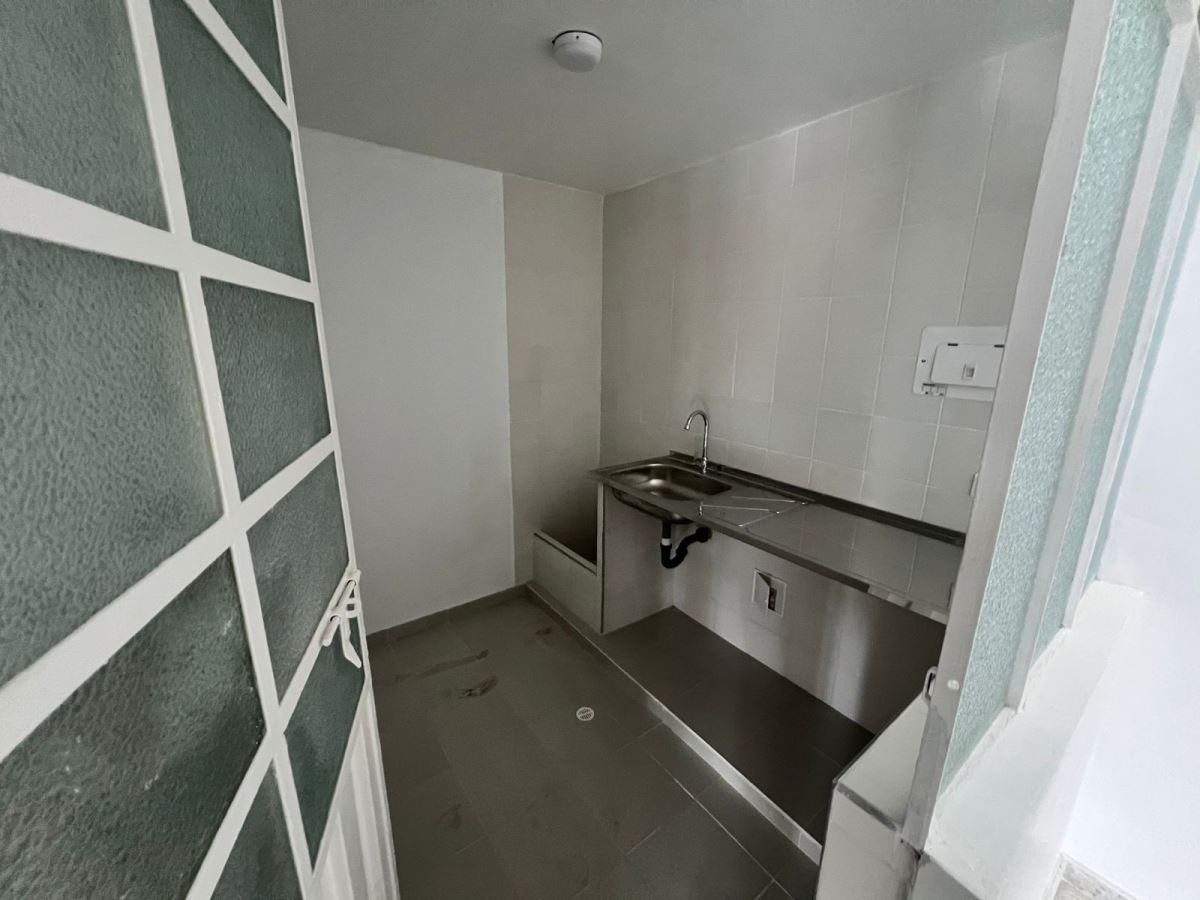 Local en Arriendo - Bogota, CIUDAD SALITRE NOR-ORIENTAL 4752