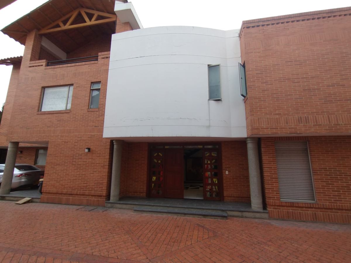 Casa en Arriendo - Bogota, SAN JOSÉ DE BAVARIA 3299