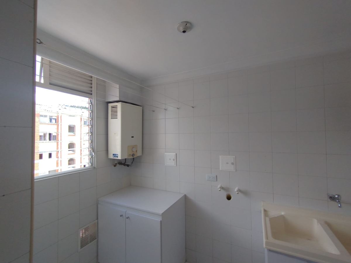 Apartamento en Arriendo - Bogota, MIRANDELA 955