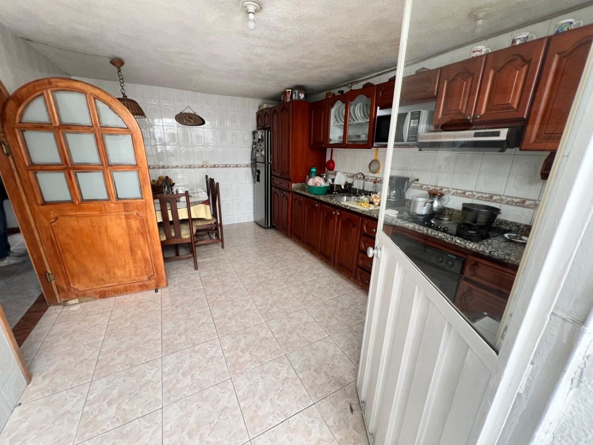 Casa en Arriendo - Bogota, LOS ANDES 4602