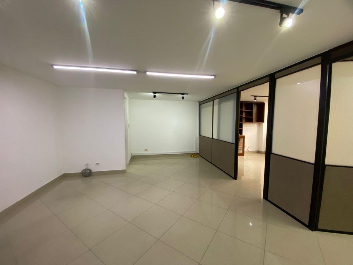 Oficina en Arriendo - Bogota, LAGO GAITÁN 5384
